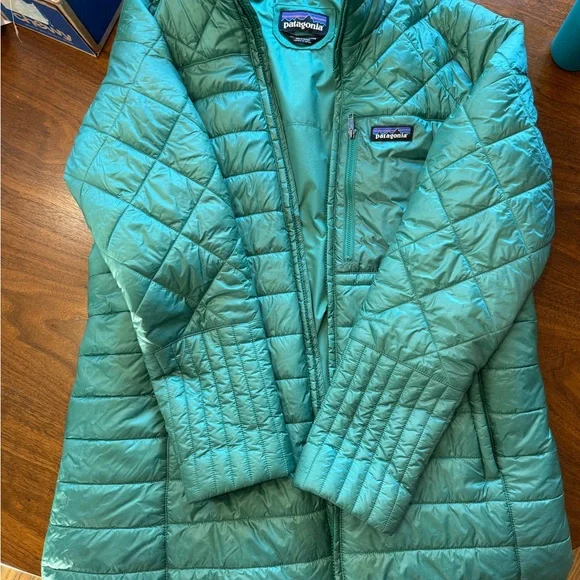 Patagonia Teal Quilted Jacket - Picture 1 of 2